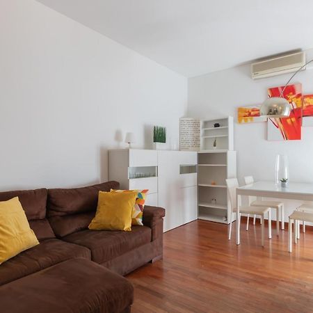 Terrace At 20 Minutes From Duomo - Homeunity Milano Exteriör bild